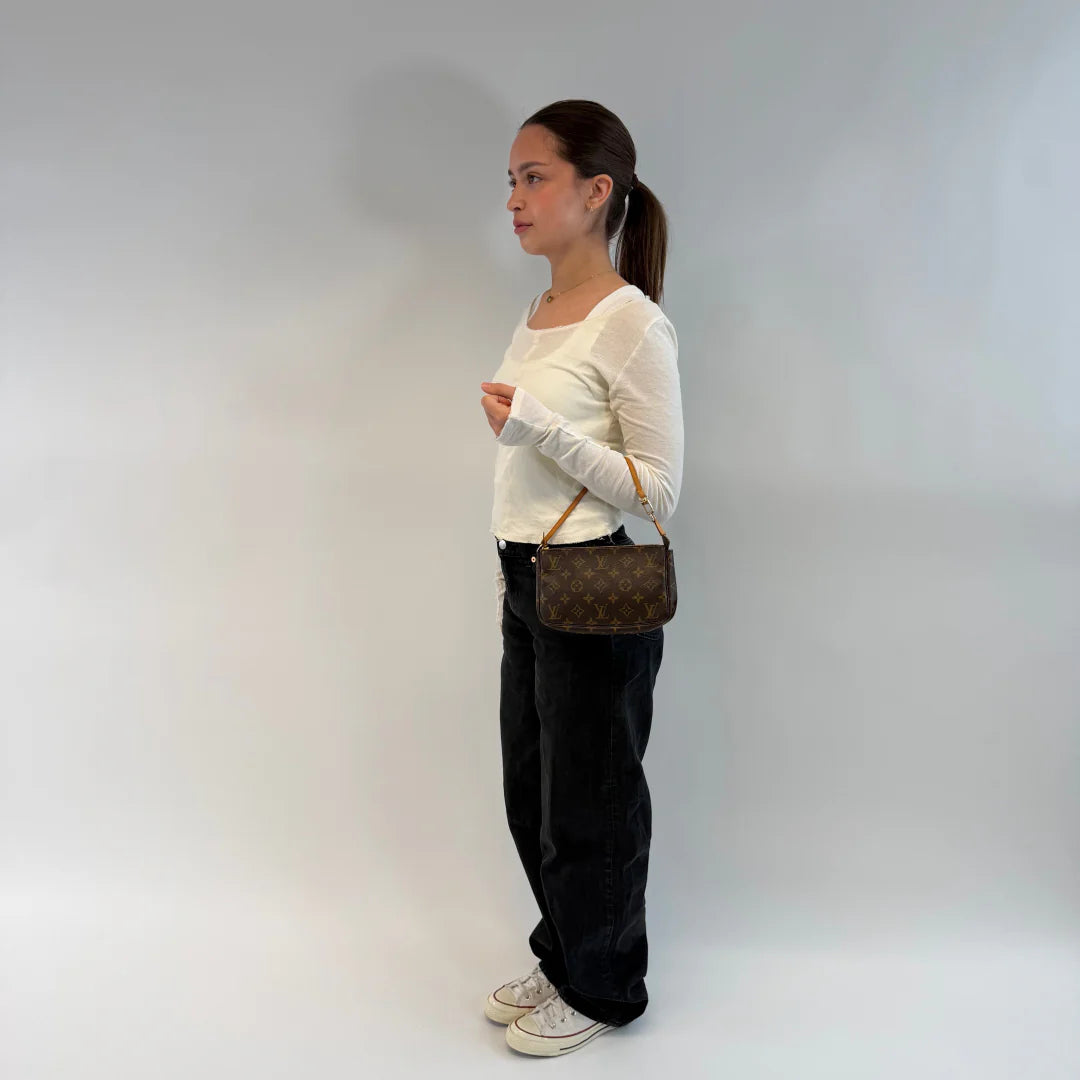 https://cdn.shopify.com/s/files/1/0564/9376/8855/files/IMG_6701_Kopie.webp?v=1778681553
