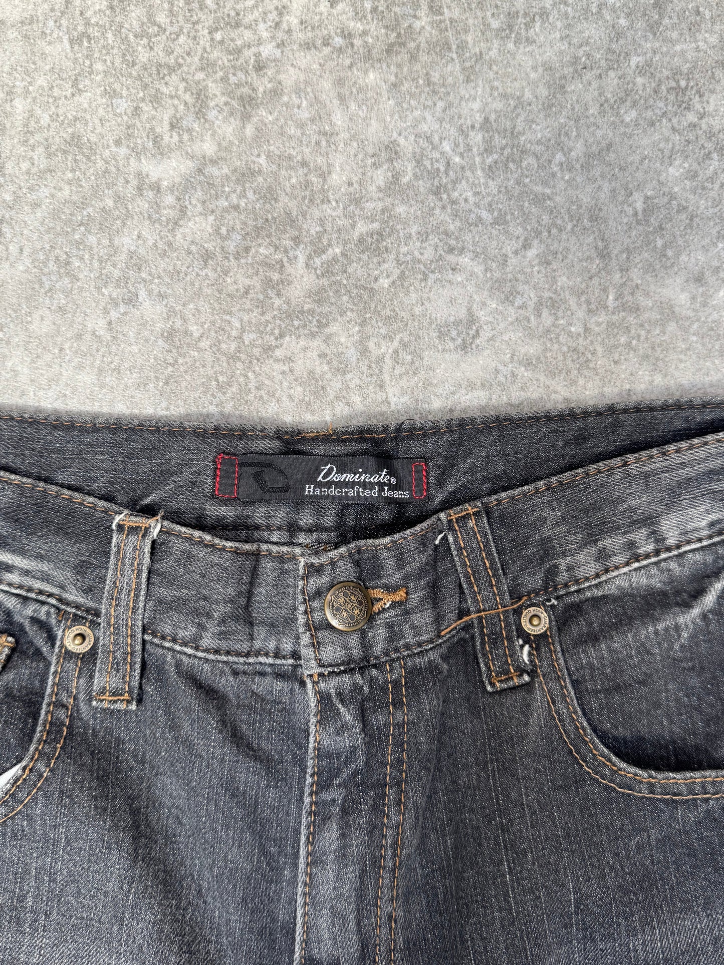 Dominate Dragon Graphic Black Jorts