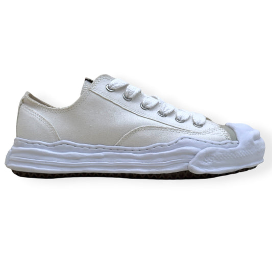 MAISON MIHARA YASUHIRO PETERSON LOW-TOP SNEAKER WHITE 45 / UK11 | UK 11, White