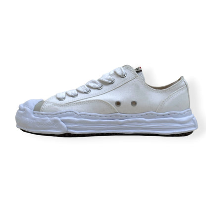MAISON MIHARA YASUHIRO PETERSON LOW-TOP SNEAKER WHITE 45 / UK11 | UK 11, White