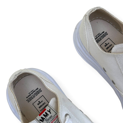 MAISON MIHARA YASUHIRO PETERSON LOW-TOP SNEAKER WHITE 45 / UK11 | UK 11, White