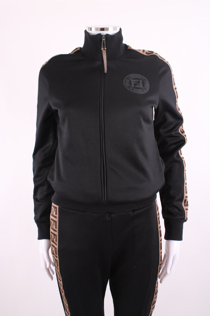 https://cdn.shopify.com/s/files/1/0770/3278/4192/files/IMG_6901_0585f3e3-9060-4cd0-8518-39a01a14d187.jpg?v=1777646376