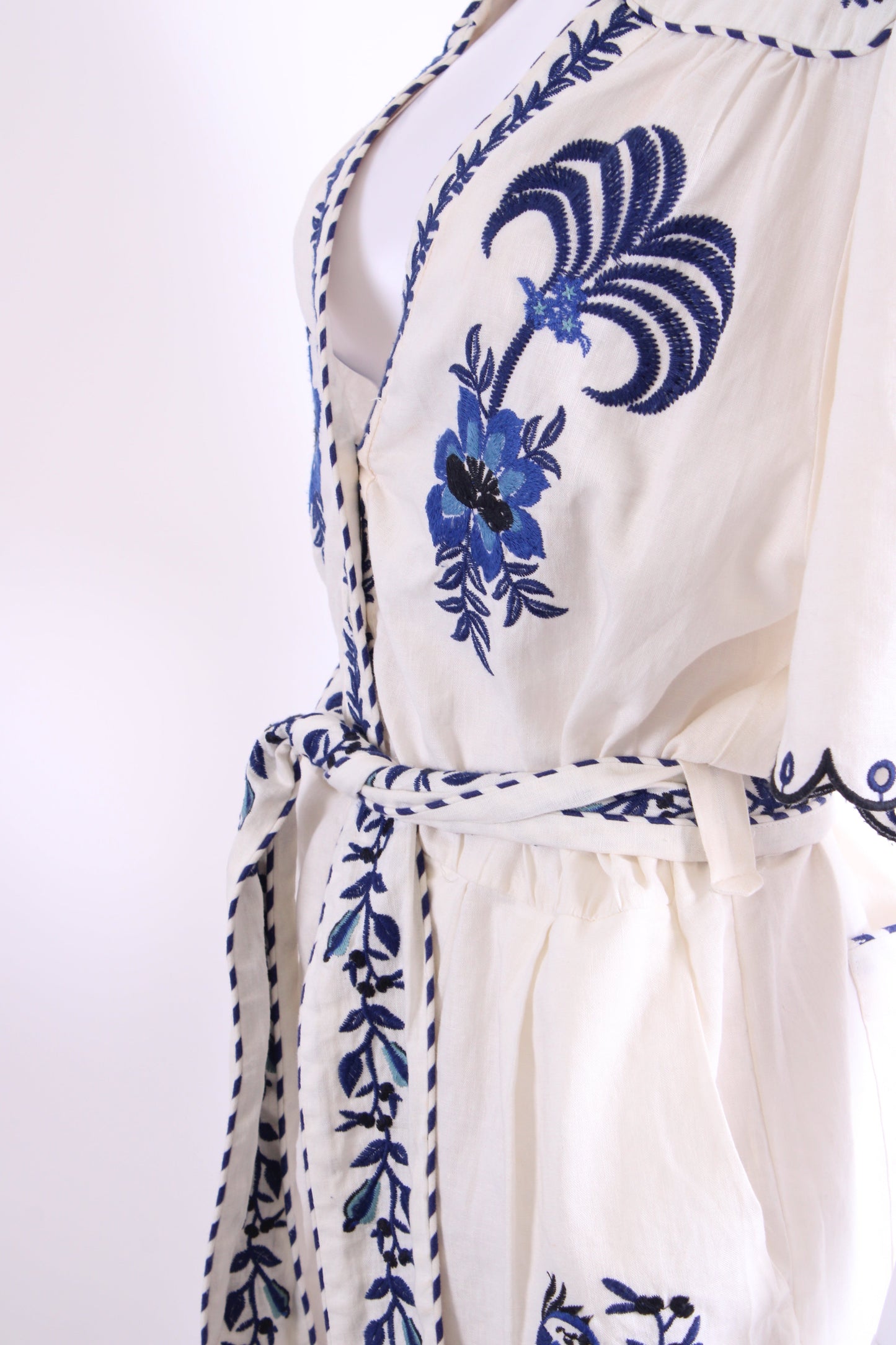 Farm Rio S/S Embroidered Belted Playsuit Cream/ Blue L | Large, Multicoloured