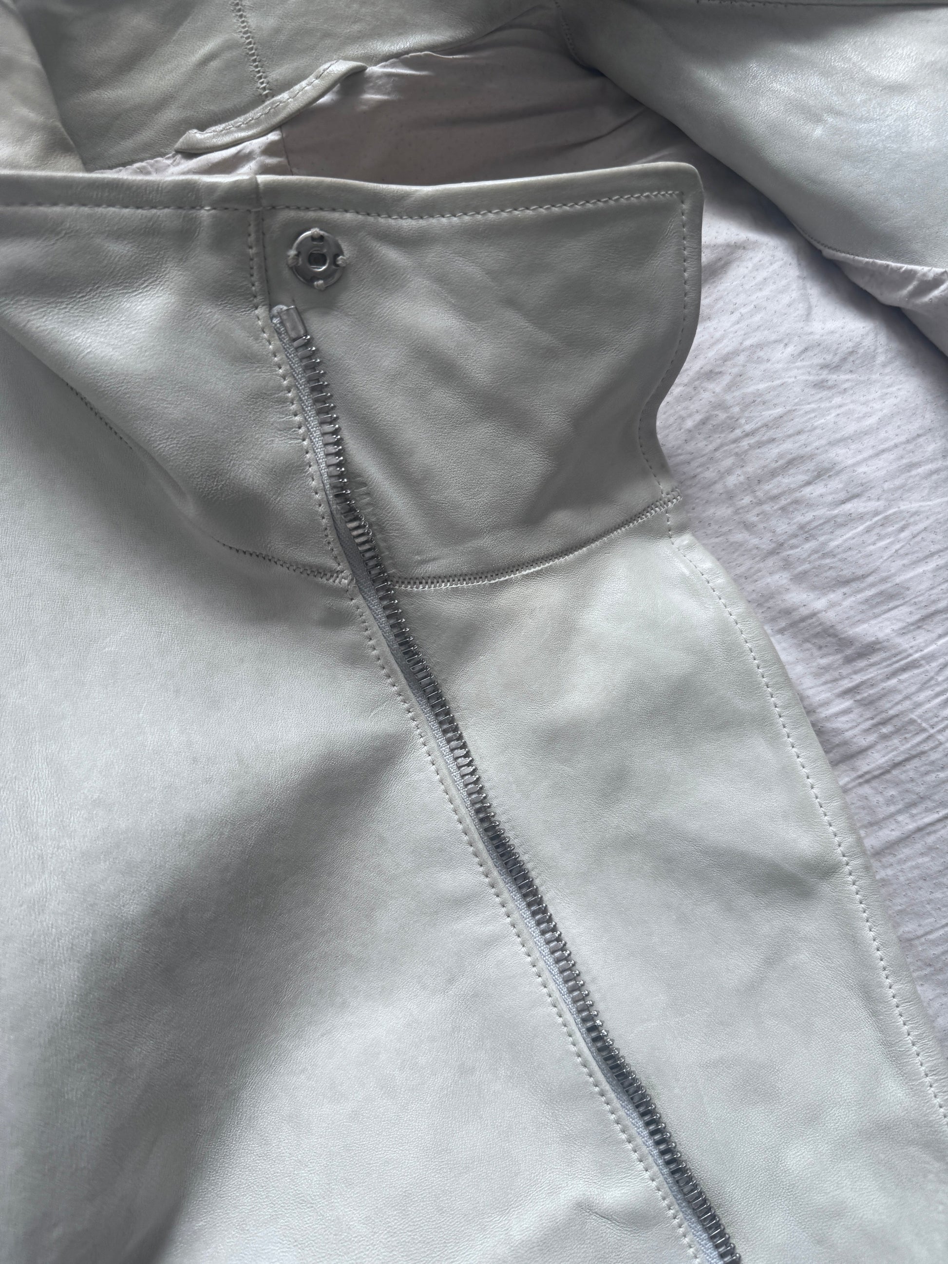 https://cdn.shopify.com/s/files/1/0909/3598/4473/files/IMG_69302.jpg?v=1778687066
