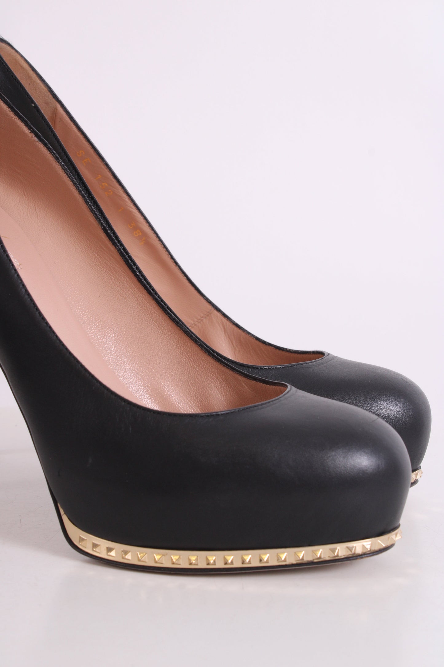 Valentino Shoes Black 38.5 | O/S, Black