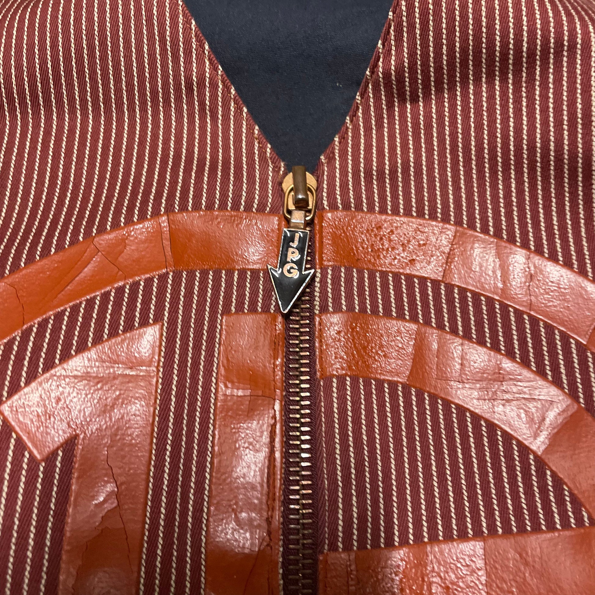 https://cdn.shopify.com/s/files/1/0909/3598/4473/files/IMG_7039.heic?v=1735841791