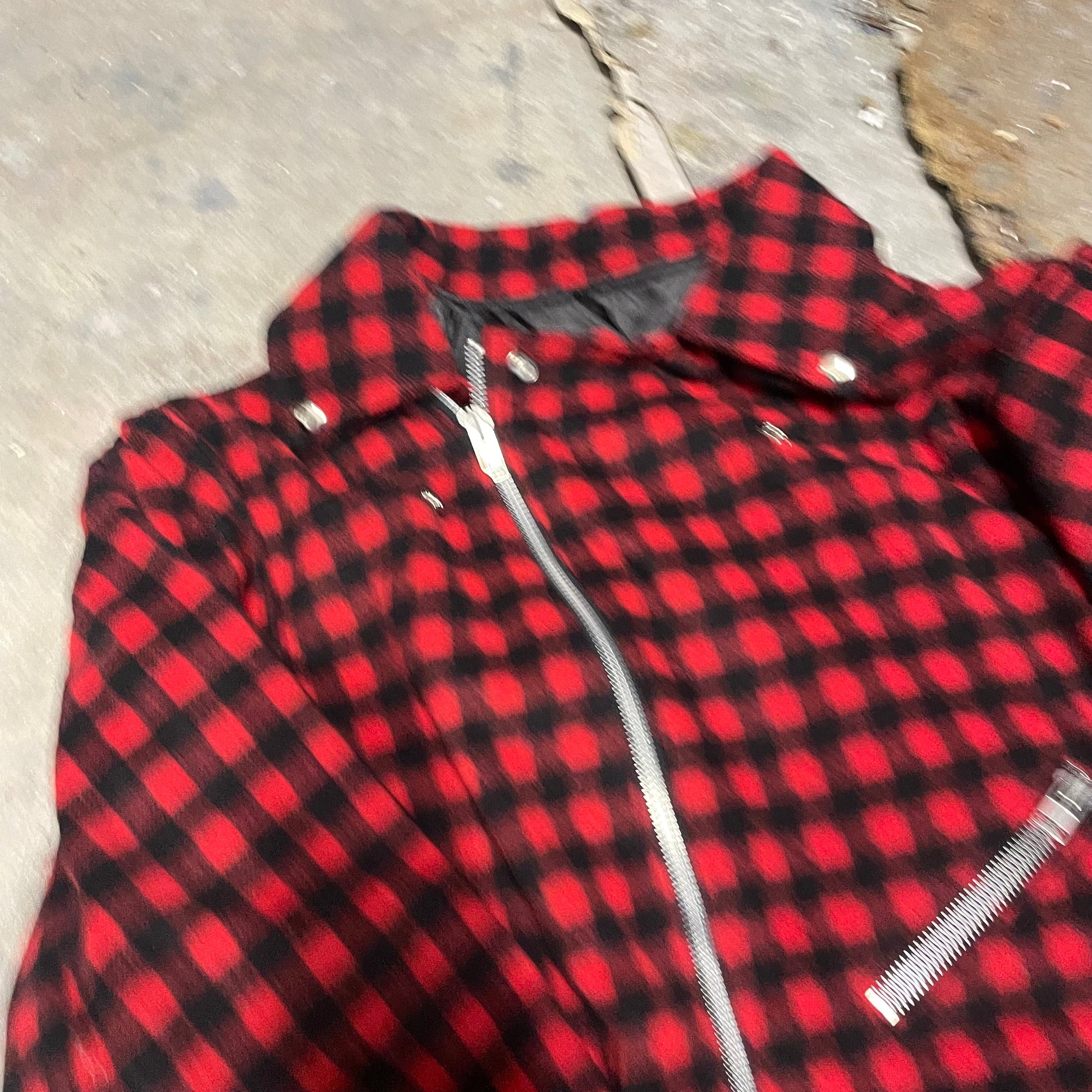 https://cdn.shopify.com/s/files/1/0909/3598/4473/files/IMG_7114.heic?v=1735843376