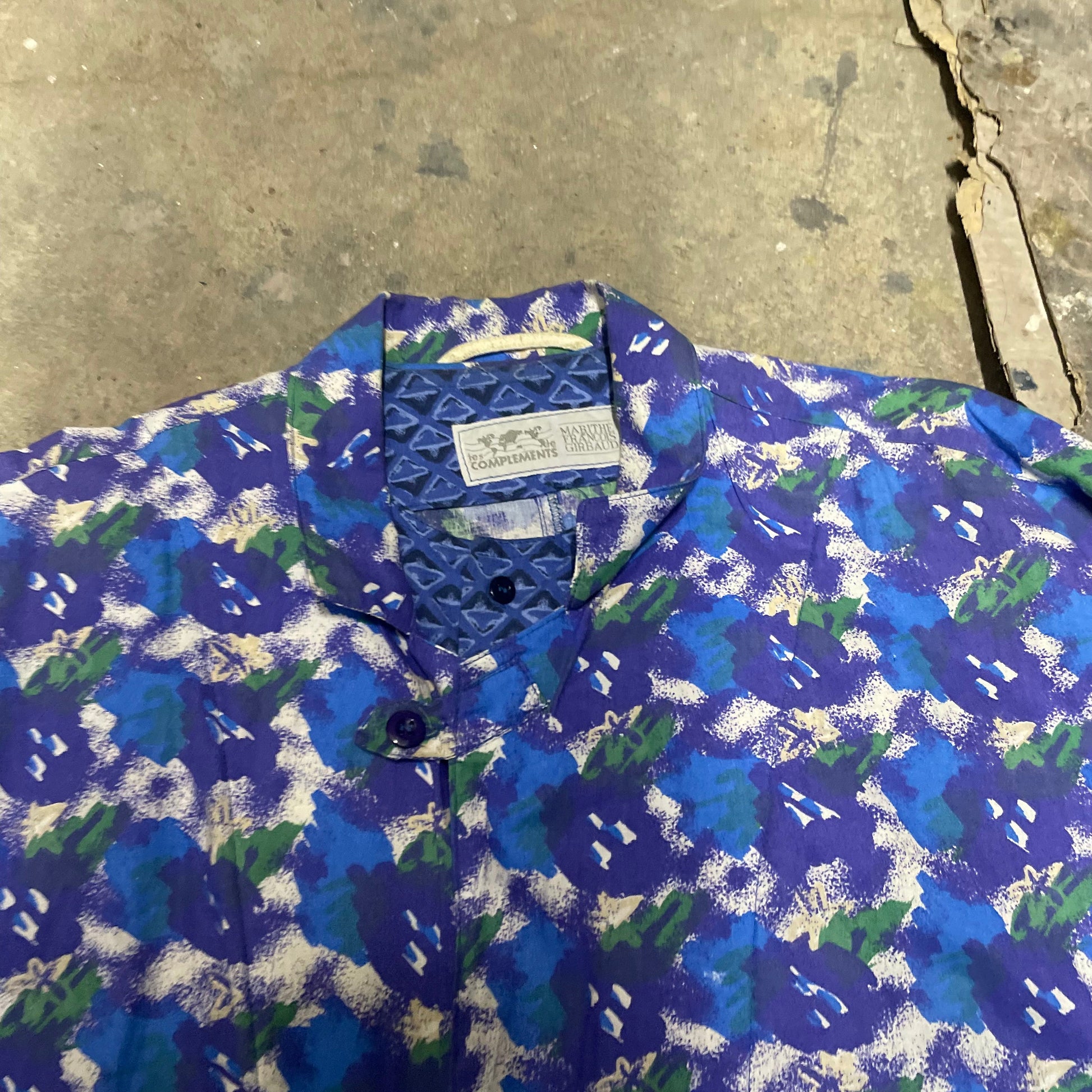 https://cdn.shopify.com/s/files/1/0909/3598/4473/files/IMG_7153.heic?v=1735843900