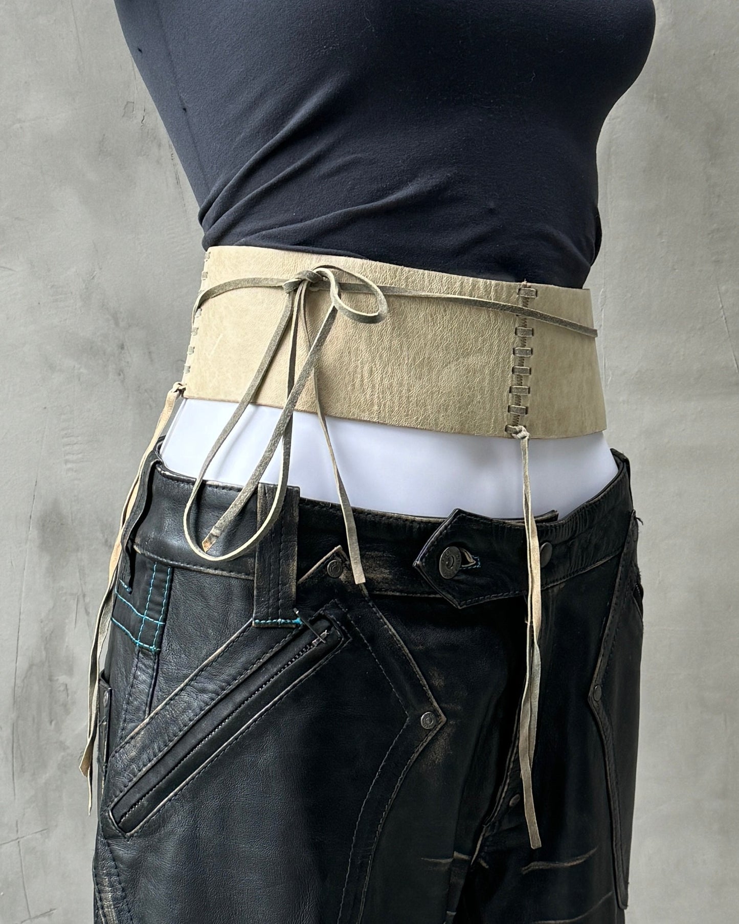 PLEIN SUD LEATHER & LACE WRAP CORSET BELT - M | O/S, Beige