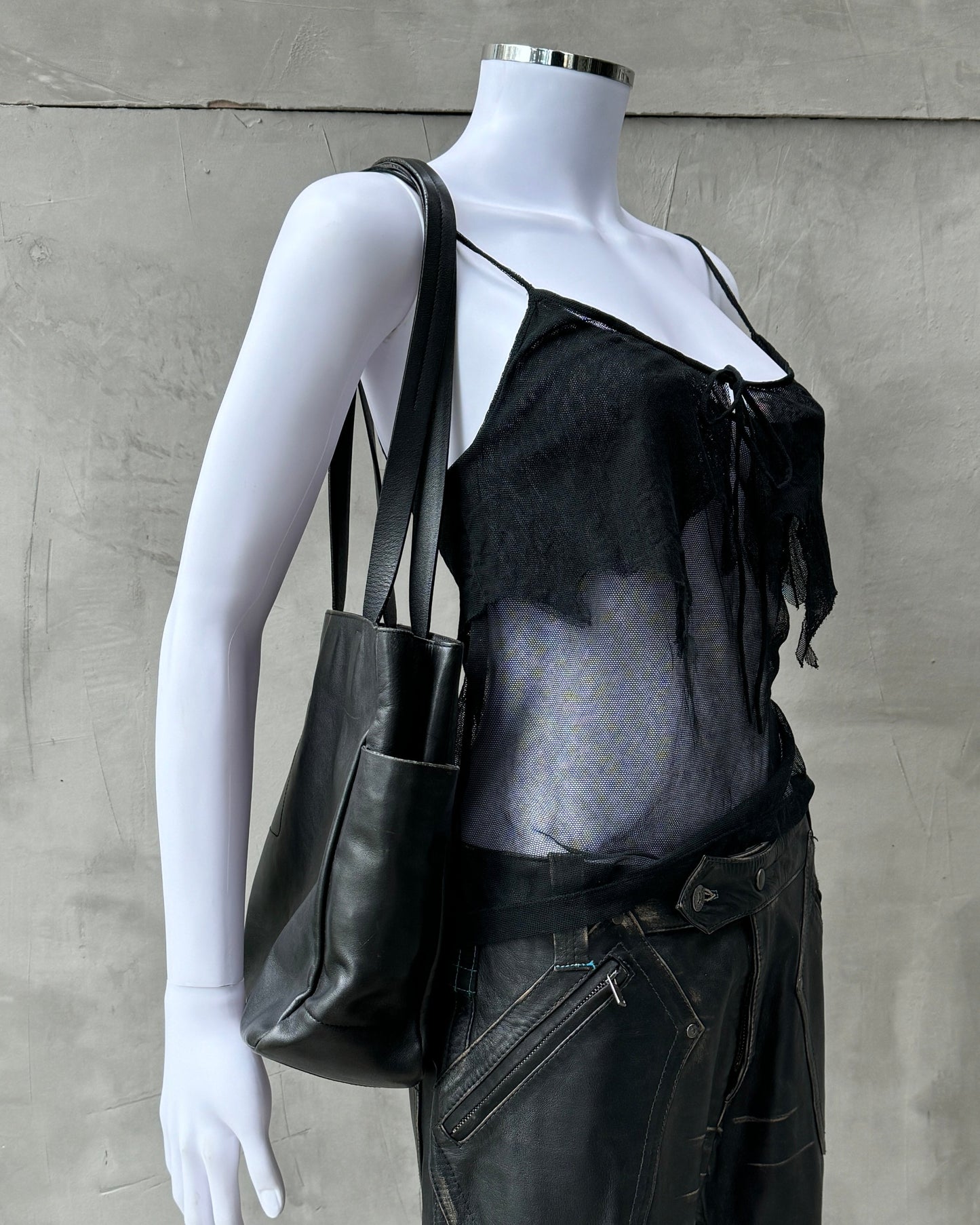 PRADA 2000'S LEATHER MULTI-POCKET TOTE BAG | O/S, Black