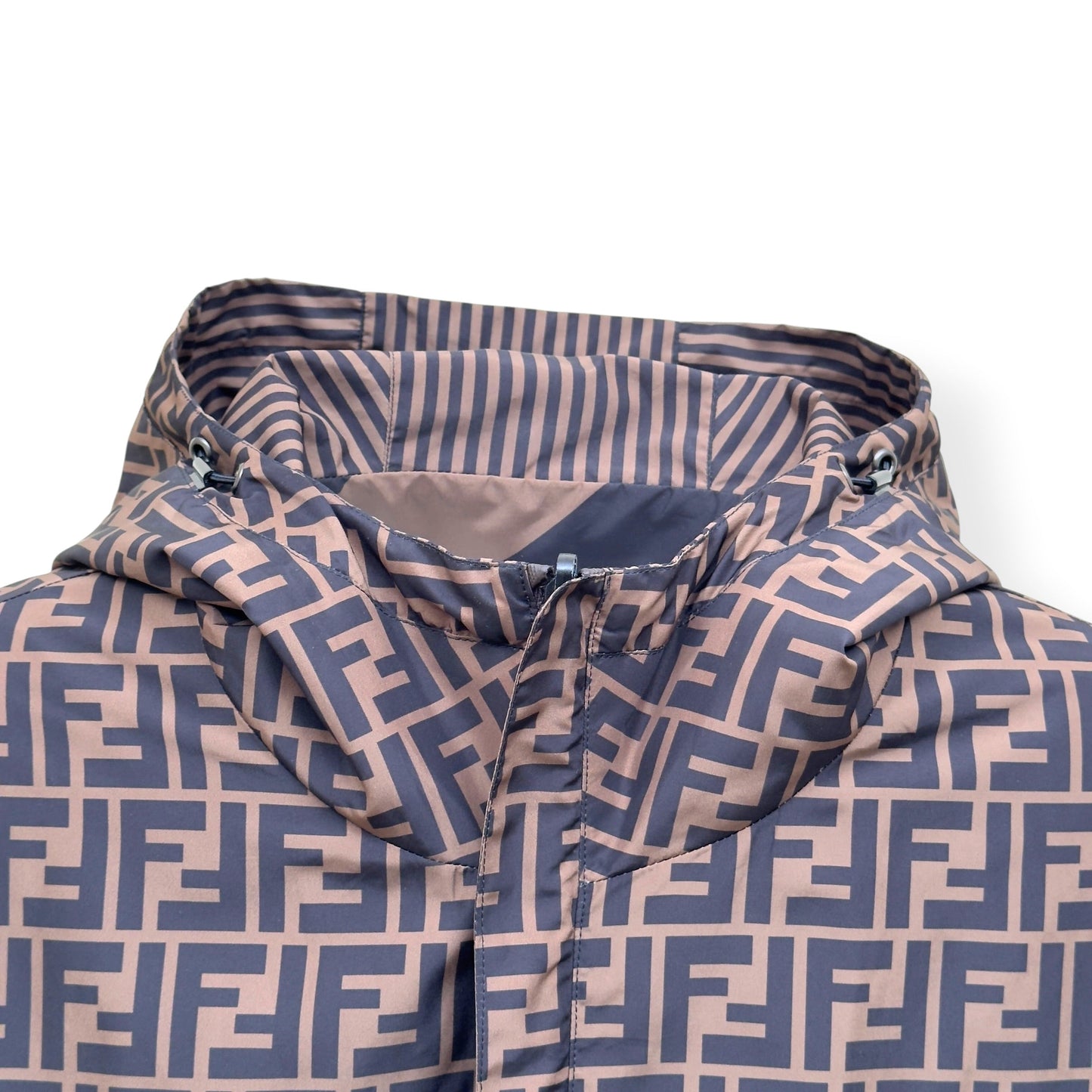 FENDI REVERSIBLE LOGO-PRINT SHELL WINDBREAKER JACKET BROWN 50 / M | Medium, Brown