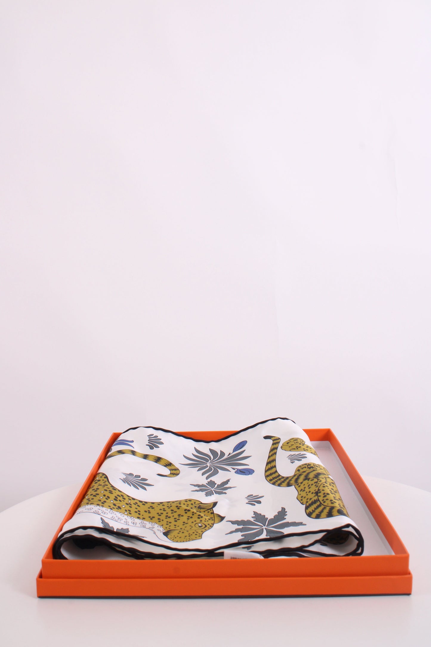 Hermes Les Leopards Maxi Twilly Scarf White/ Mustard | O/S, White