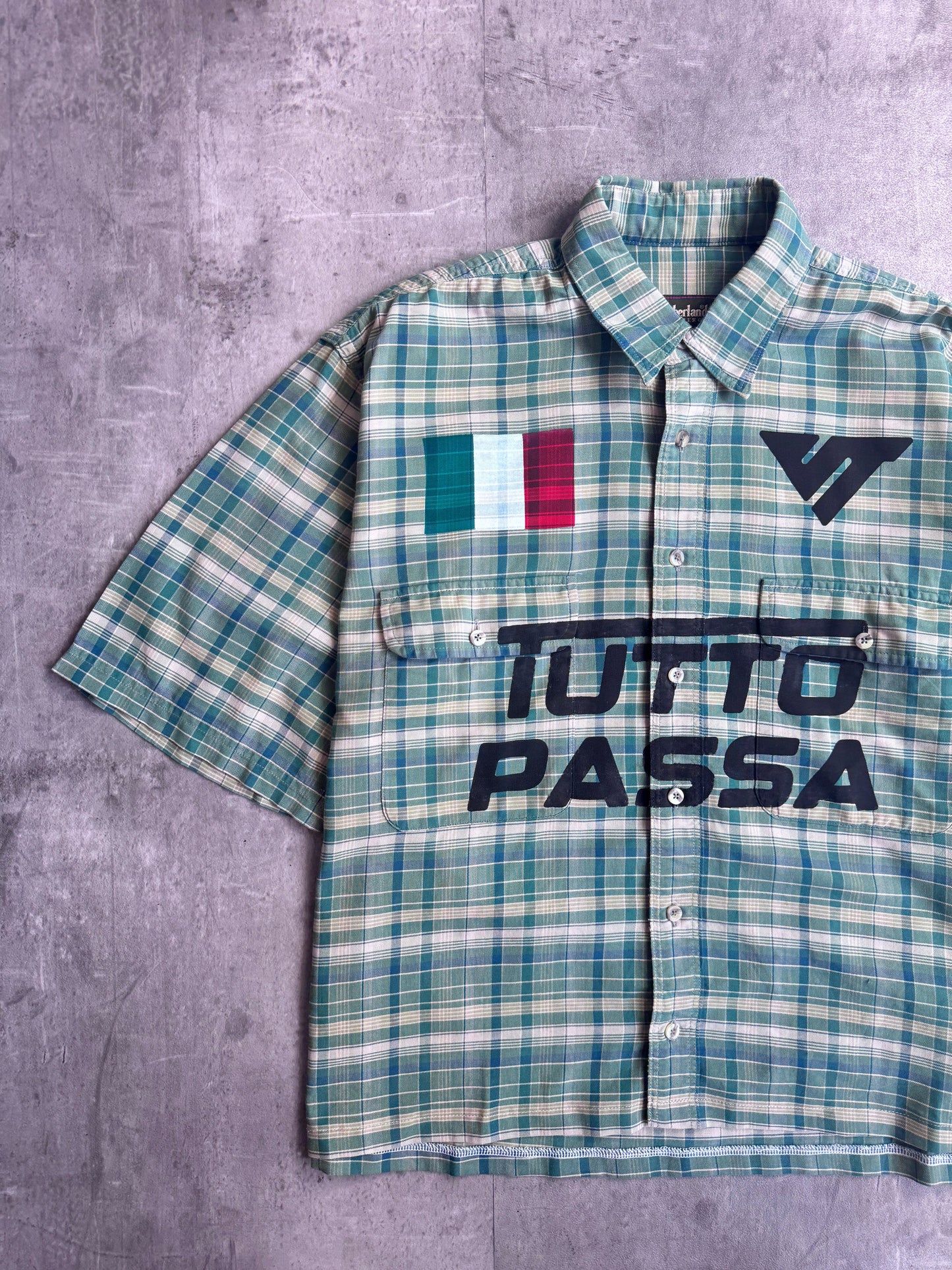 VT Rework : Tutto Passa Check Cropped Reworked Green Shirt