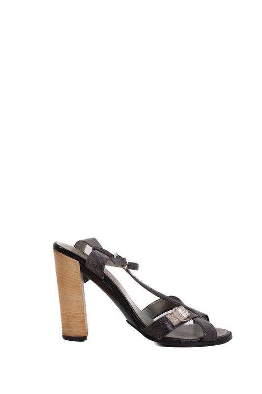 Gucci Crsytal Buckle Croc Effect Heels Silver 37 | O/S, Silver