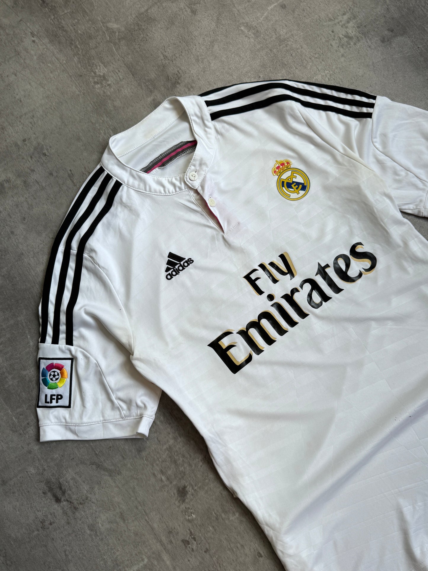 2014/15 Real Madrid Home 'Isco 23' Football Shirt