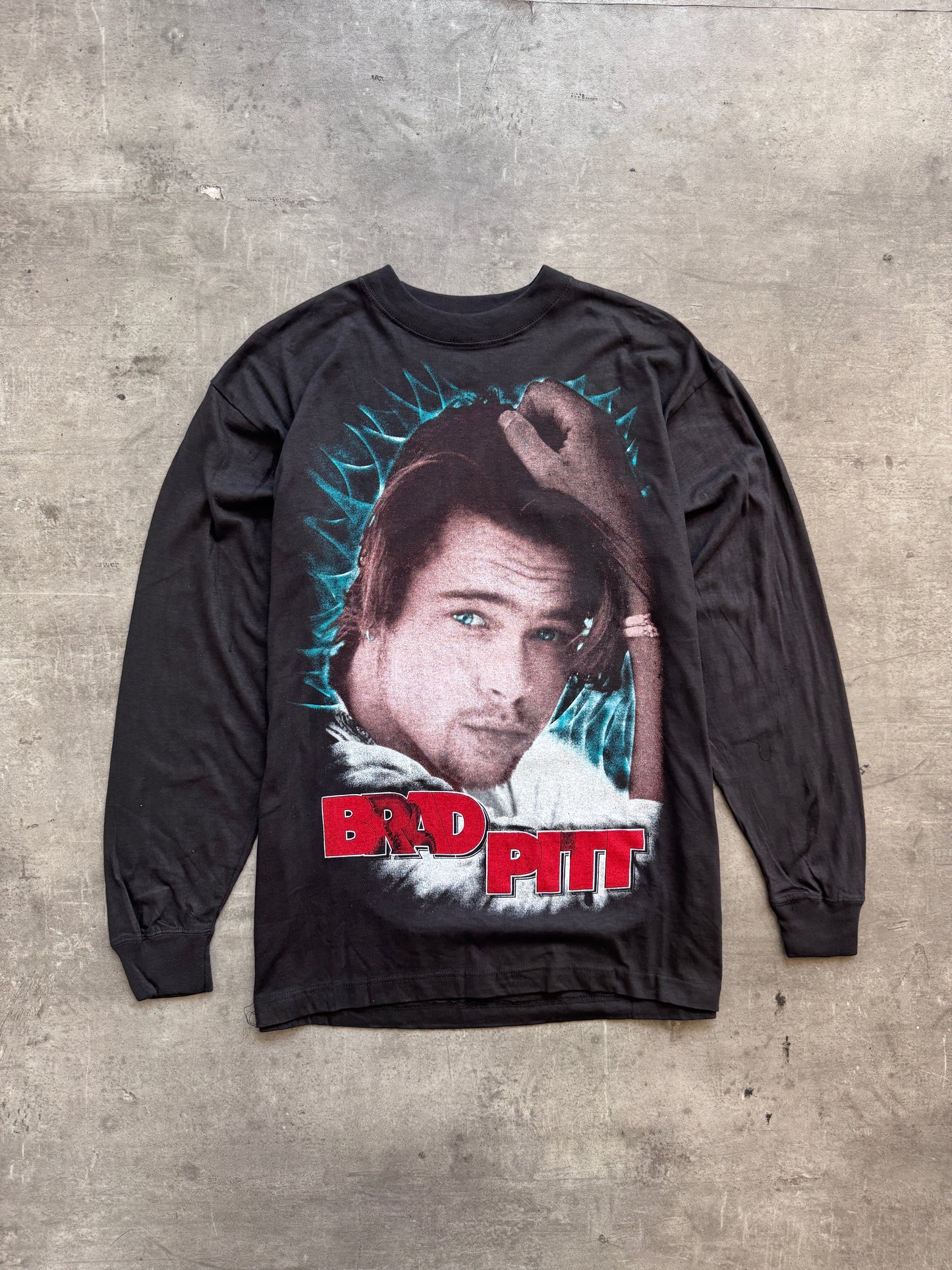 1990's Brad Pitt Movie Wrap Graphic LS Tee | Large, Black