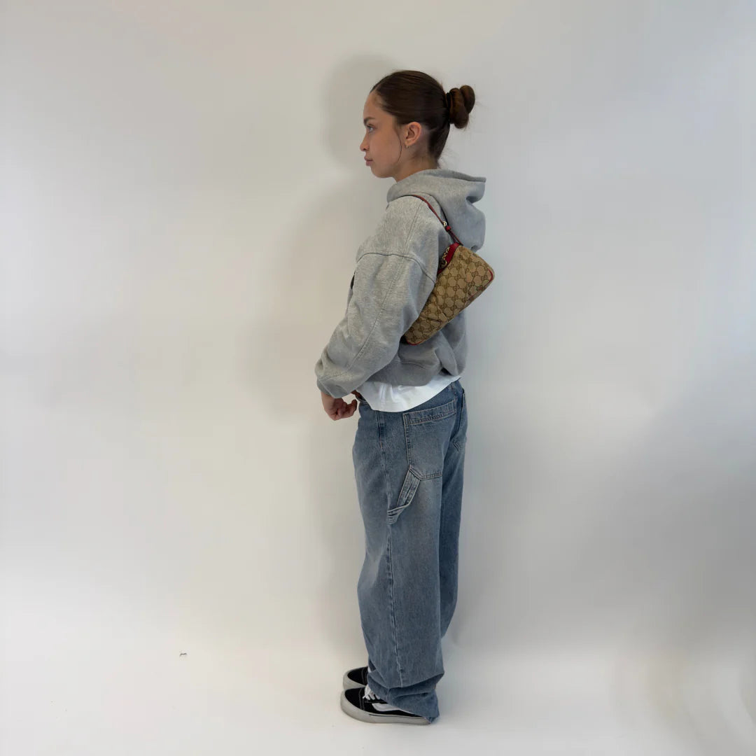 https://cdn.shopify.com/s/files/1/0564/9376/8855/files/IMG_7832_aa56189e-bb41-4a45-a060-080a47baaa31.webp?v=1779289498