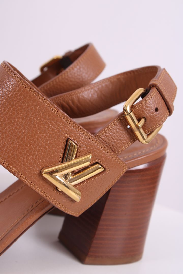 https://cdn.shopify.com/s/files/1/0770/3278/4192/files/IMG_7878_86337fb0-d07c-4800-8e84-07d1f5c62d95.jpg?v=1778163495