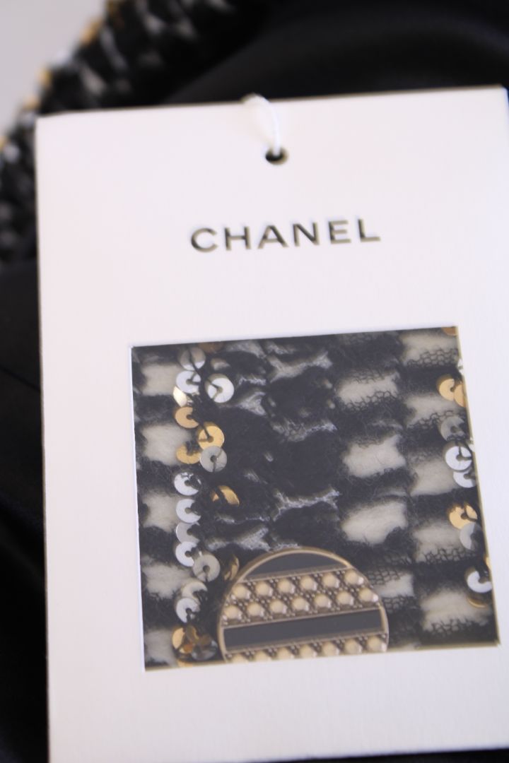 Chanel Runway Tweed Jacket Black 38 | Medium, Black