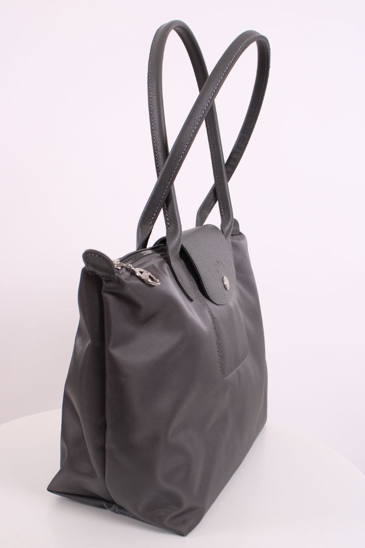 https://cdn.shopify.com/s/files/1/0770/3278/4192/files/IMG_7933_3b22327f-76fc-40ee-bd13-4863442b4b9b.jpg?v=1778165484
