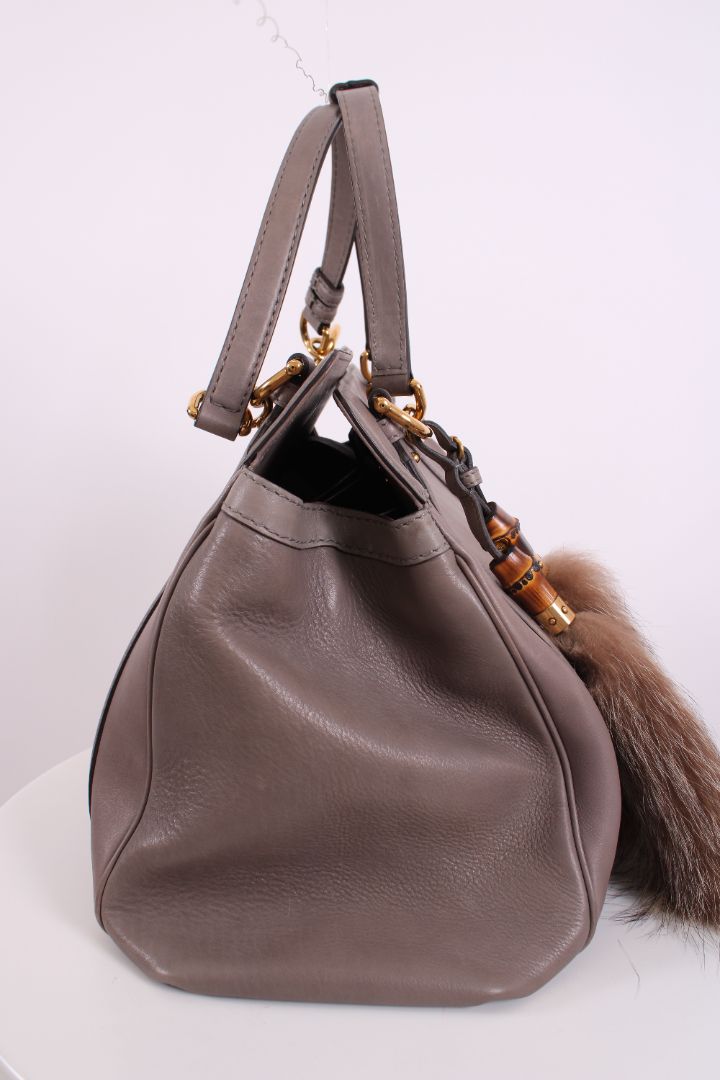 https://cdn.shopify.com/s/files/1/0770/3278/4192/files/IMG_7966_b71d25e3-4b6d-4fbc-a35b-5eba57475ff4.jpg?v=1778165576