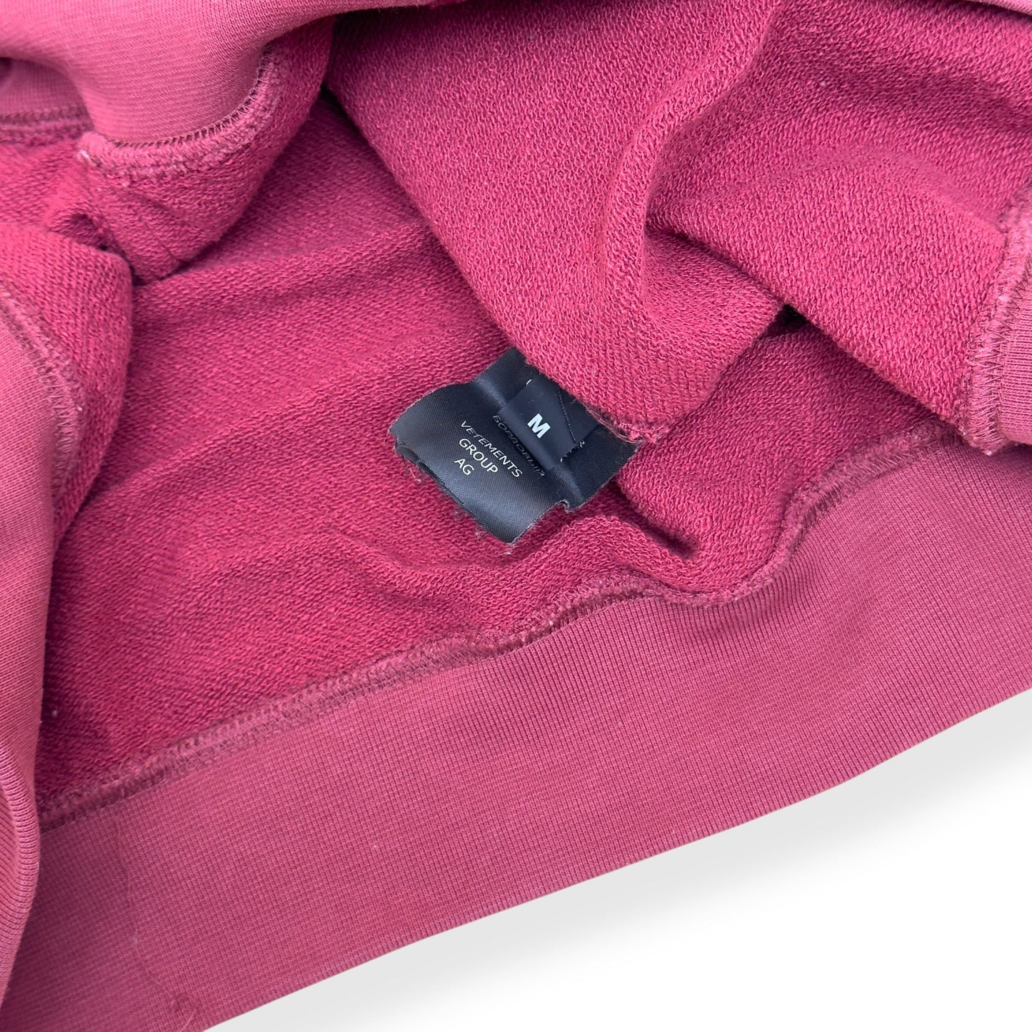 VETEMENTS OVERSIZED LOGO PRINT HOODIE BURGUNDY M | Medium, Burgundy
