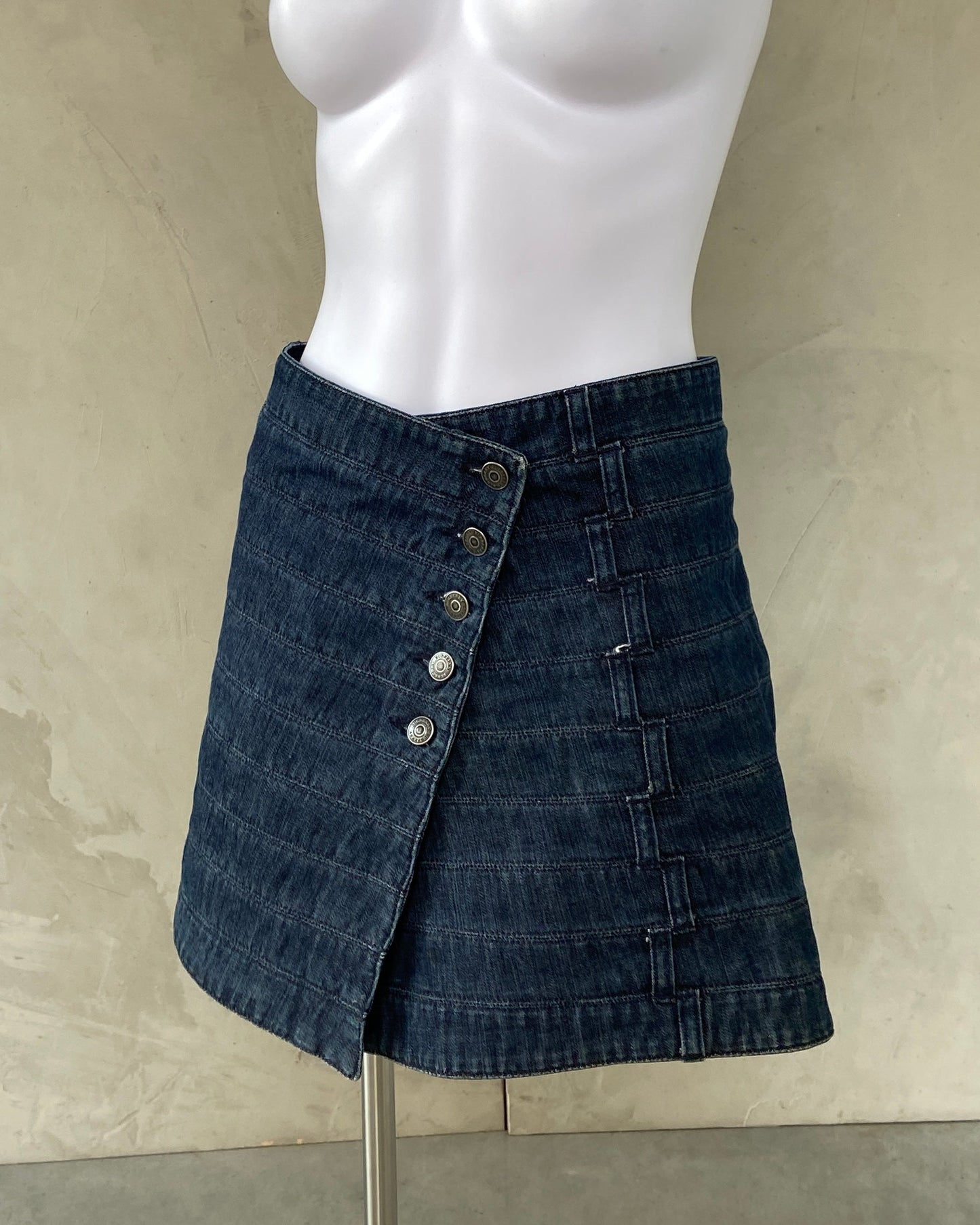 BURBERRY DENIM WRAP SKIRT - S/M