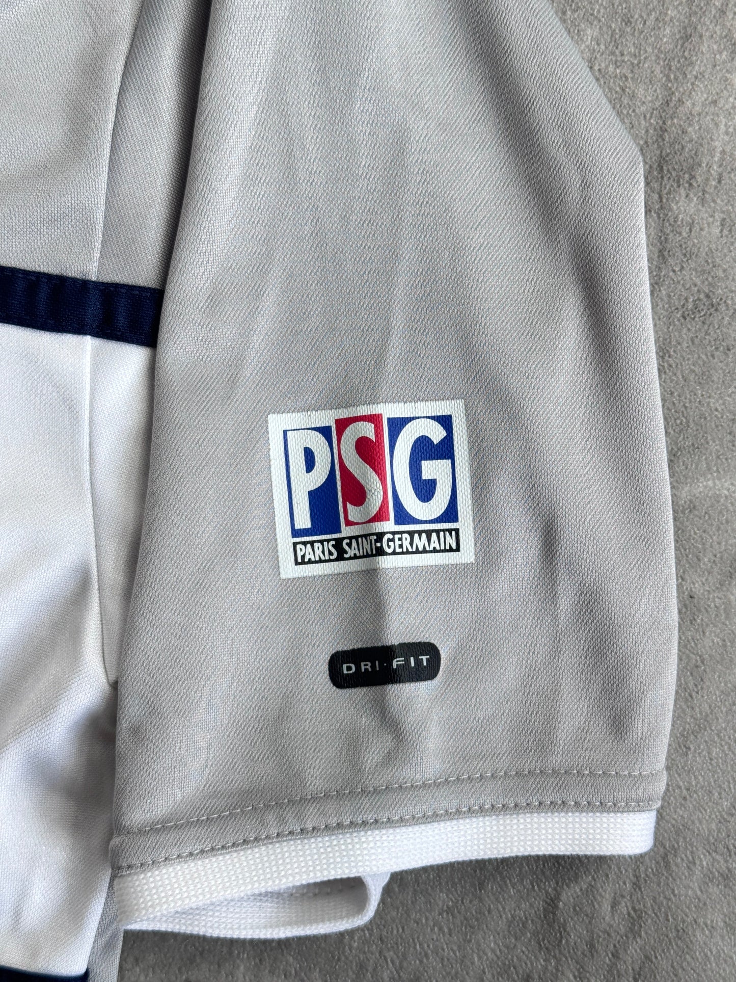 2001/02 PSG Away Nike Football Shirt
