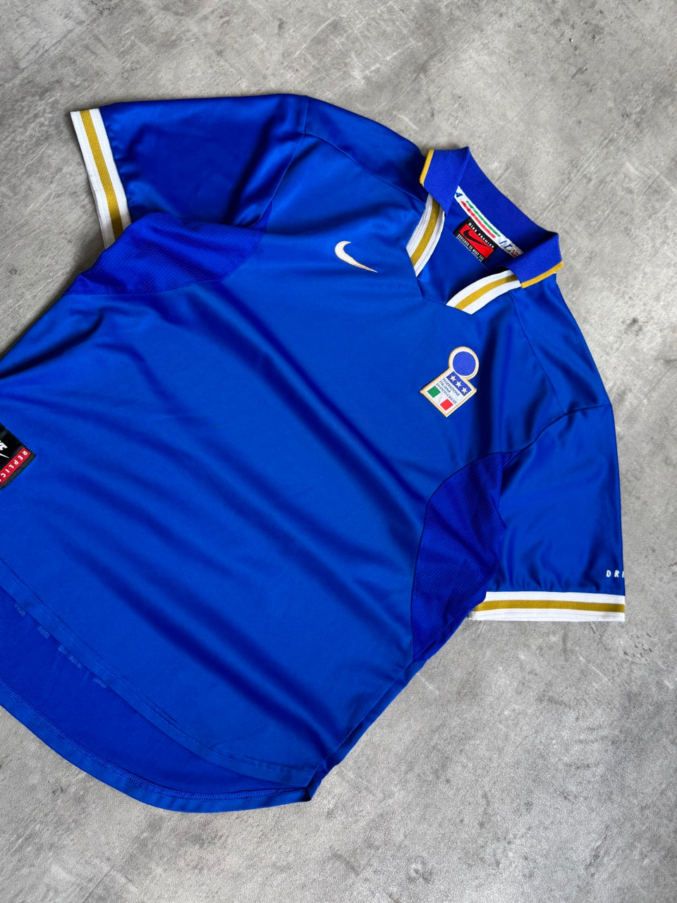 1996/97 Italy x Nike Home Football Shirt