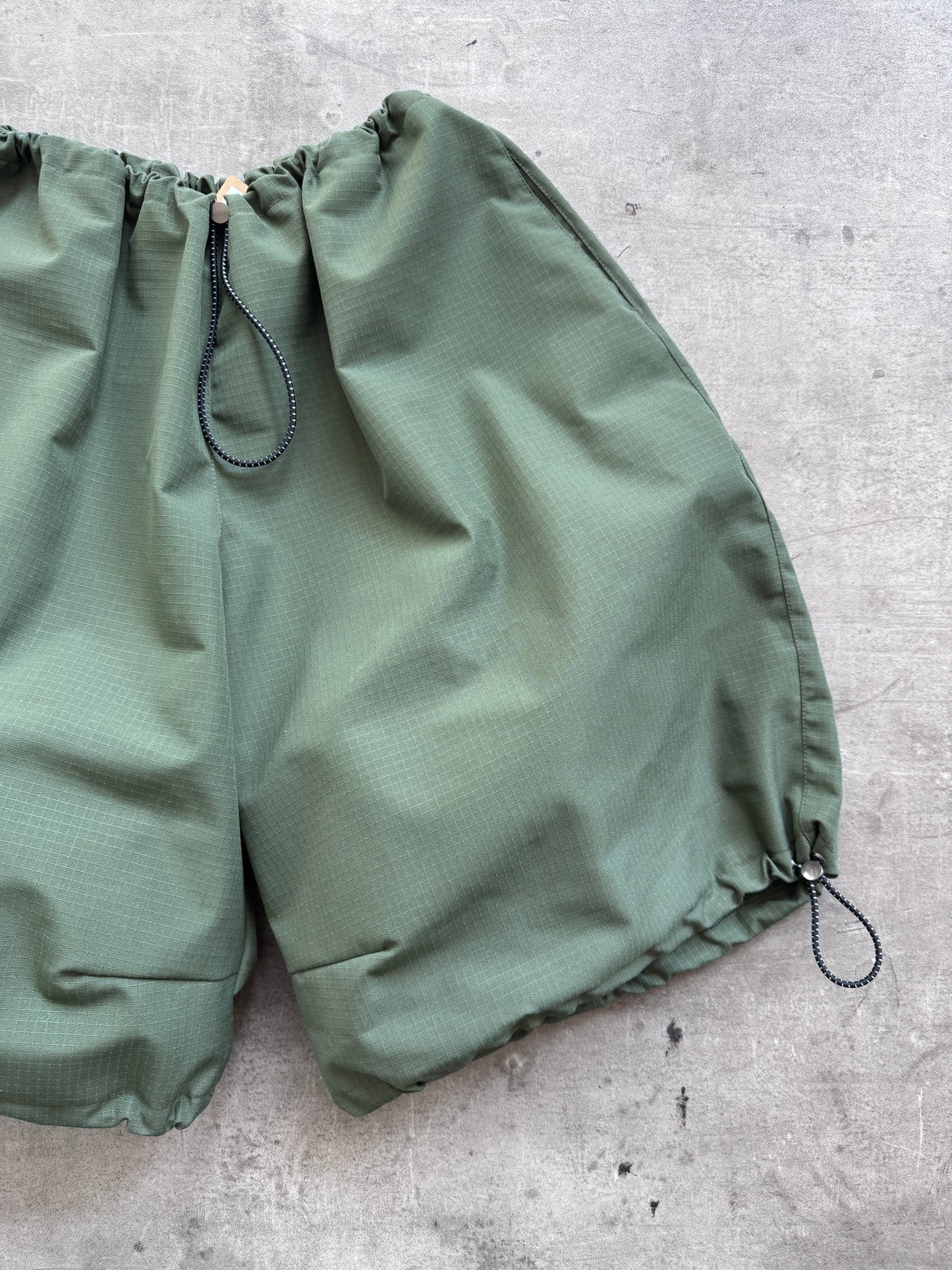 VT Rework : Drawstring Cargo Green Shorts | Large, Multicoloured