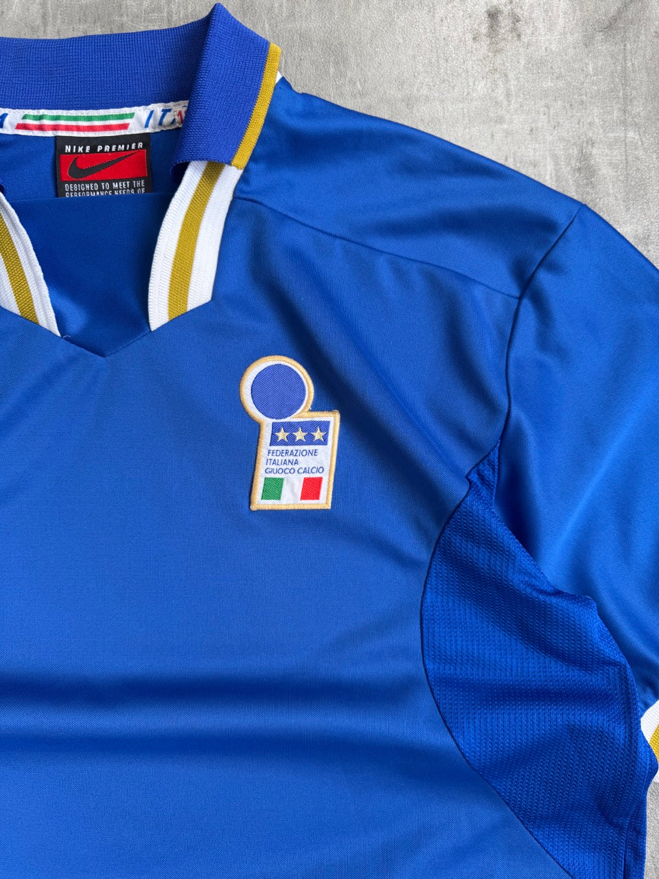 1996/97 Italy x Nike Home Football Shirt