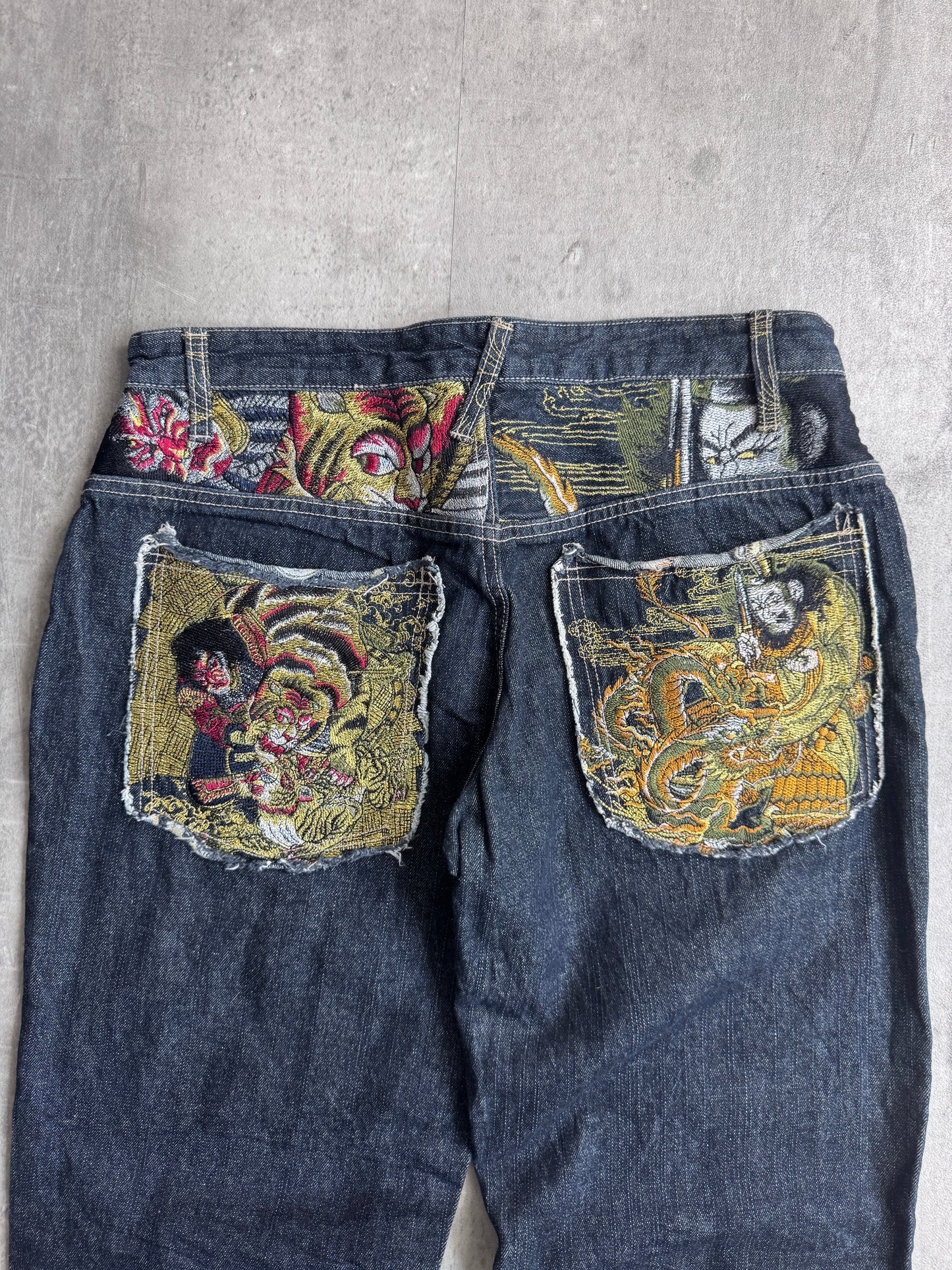 GUMU Dragon Embroidered Dark Wash Jeans