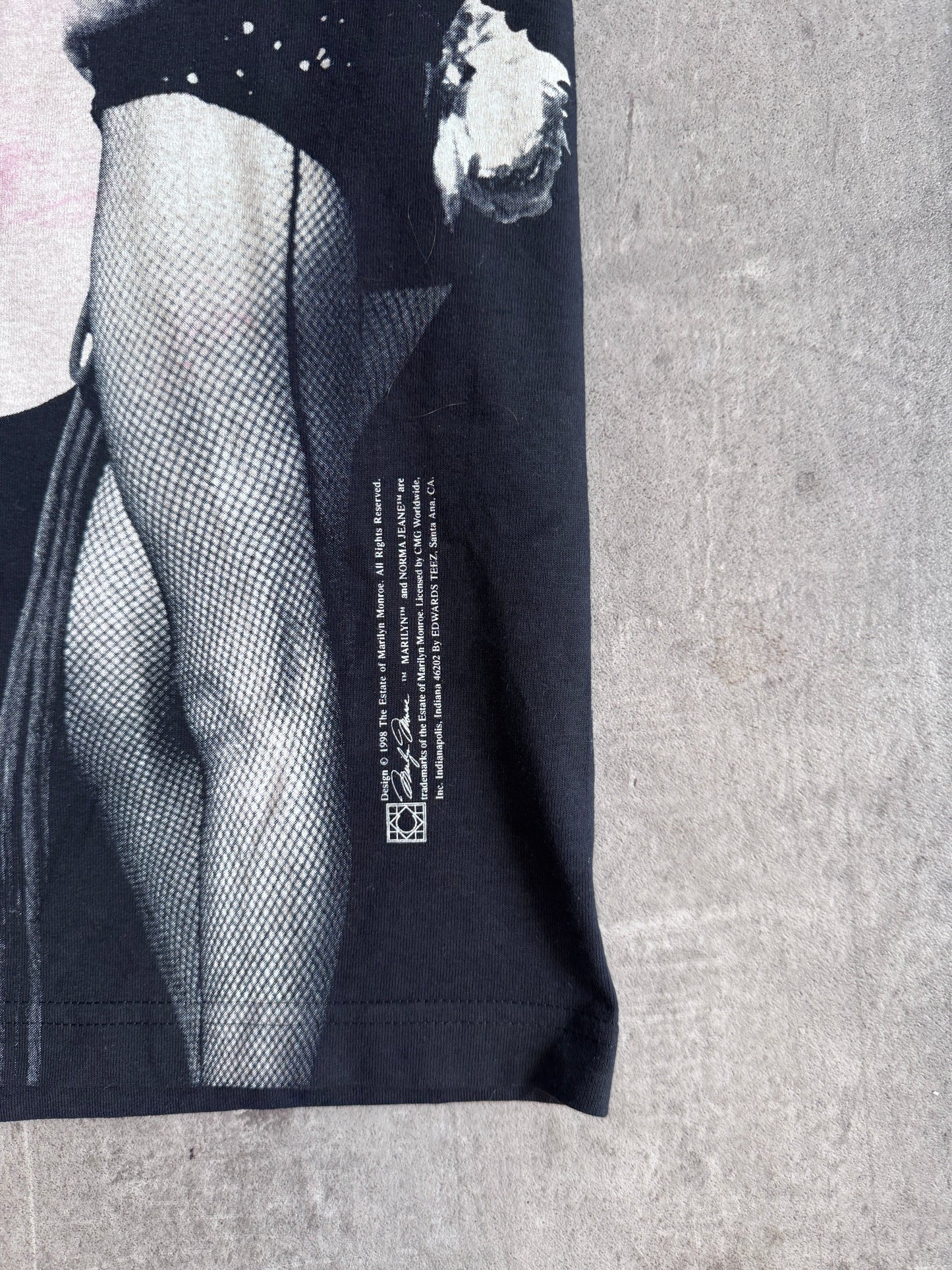 1998 Marilyn Monroe Popart All Over Print Graphic Tee | Medium, Multicoloured