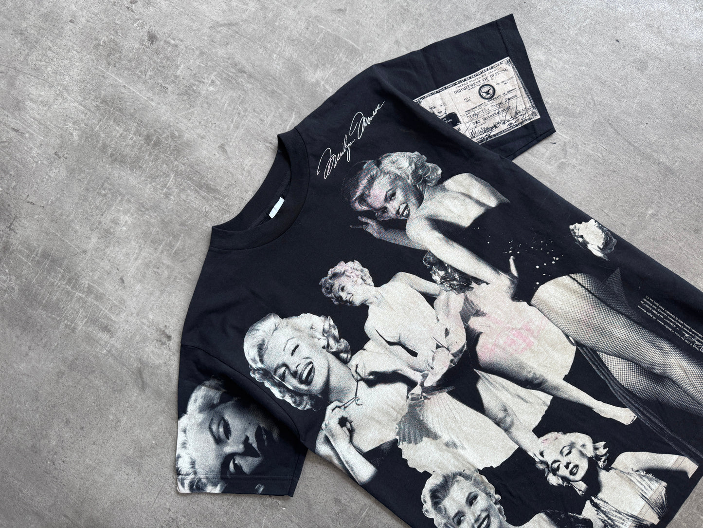 1998 Marilyn Monroe Popart All Over Print Graphic Tee | Medium, Multicoloured