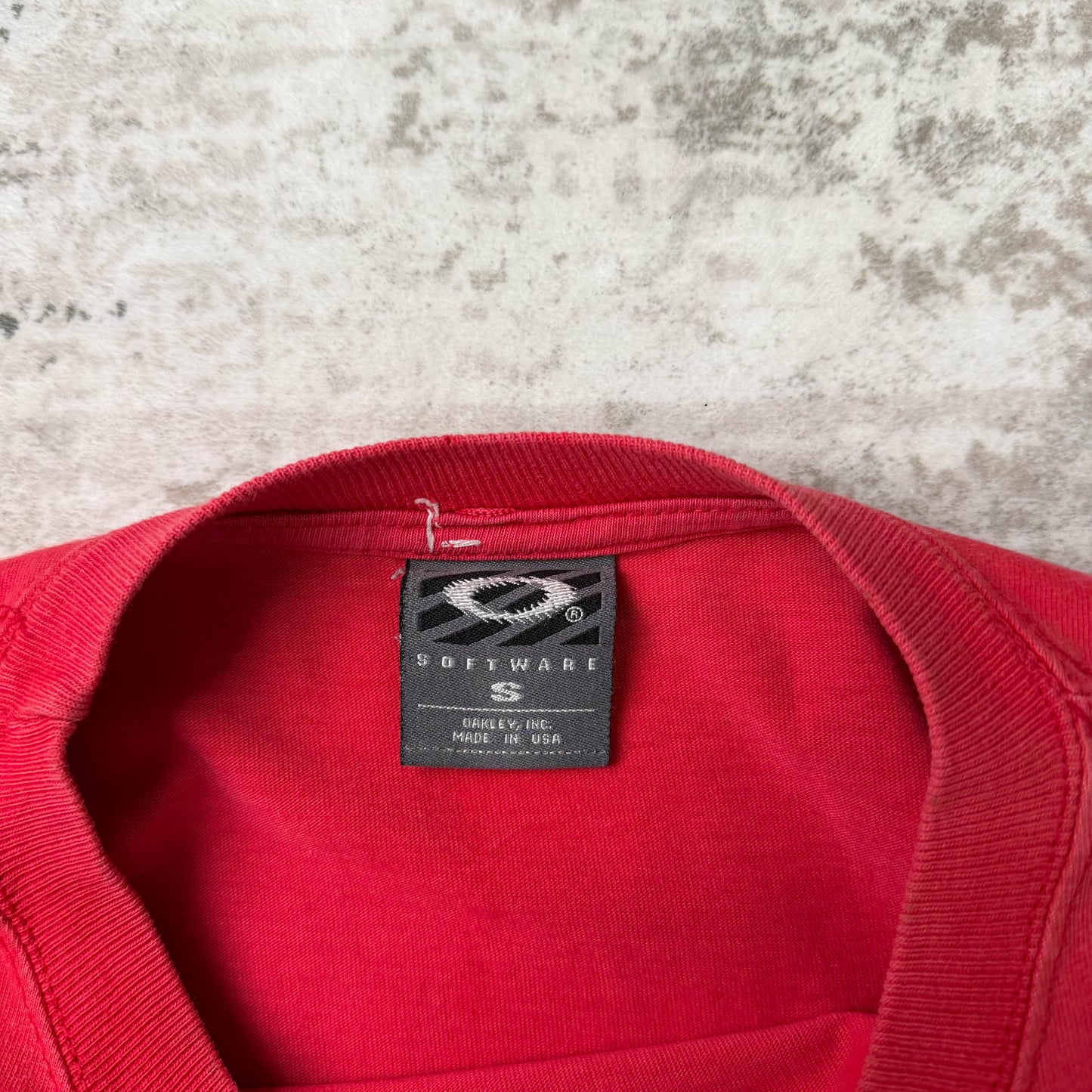 Vintage Oakley Software Graphic T (S)
