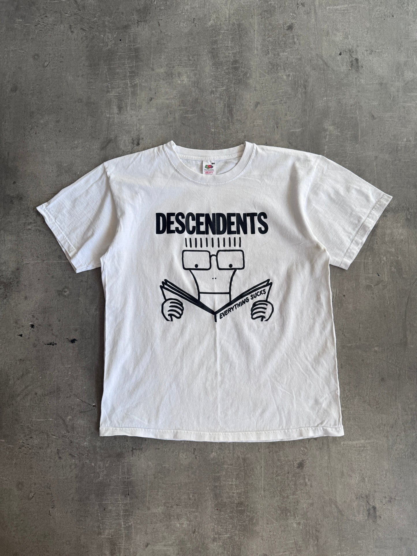 The Descendants 'Everything Sucks' Graphic Tee | Medium, Multicoloured