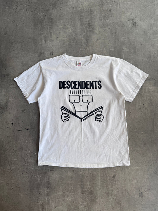 The Descendants 'Everything Sucks' Graphic Tee | Medium, Multicoloured