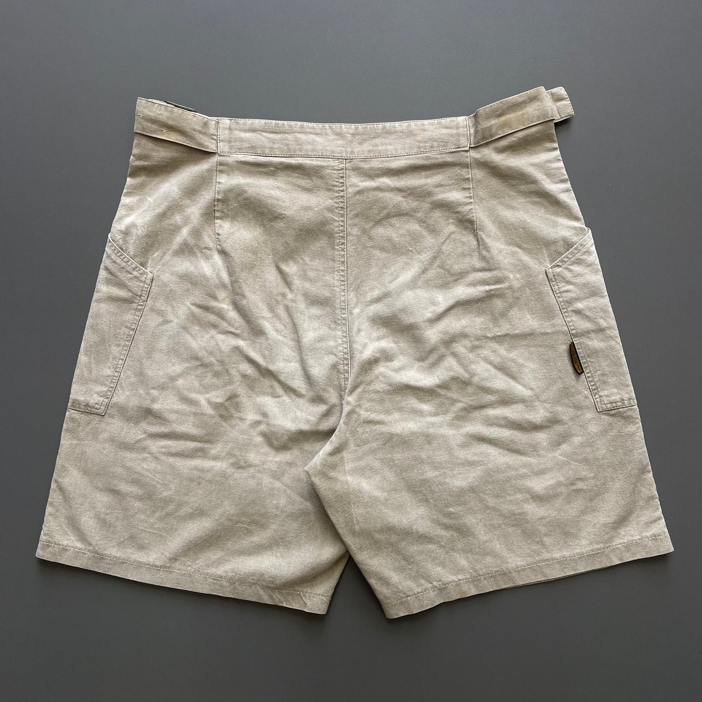 Armani Beige 80s Zip Cargo Shorts | Small, Beige