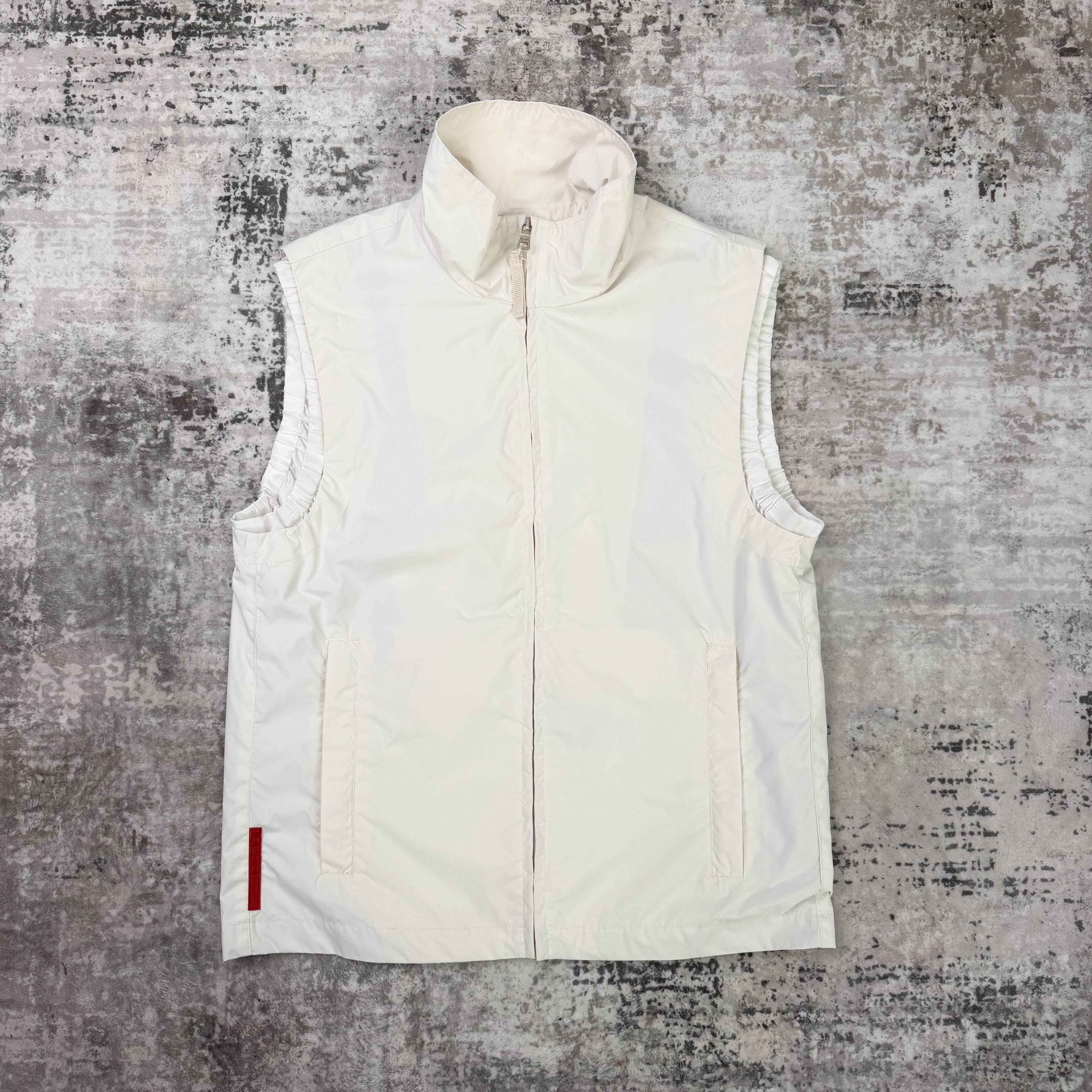 トップス 00s PRADA tech vest y2k Prada Sport Windstopper Technical Vest (M) – Known Source