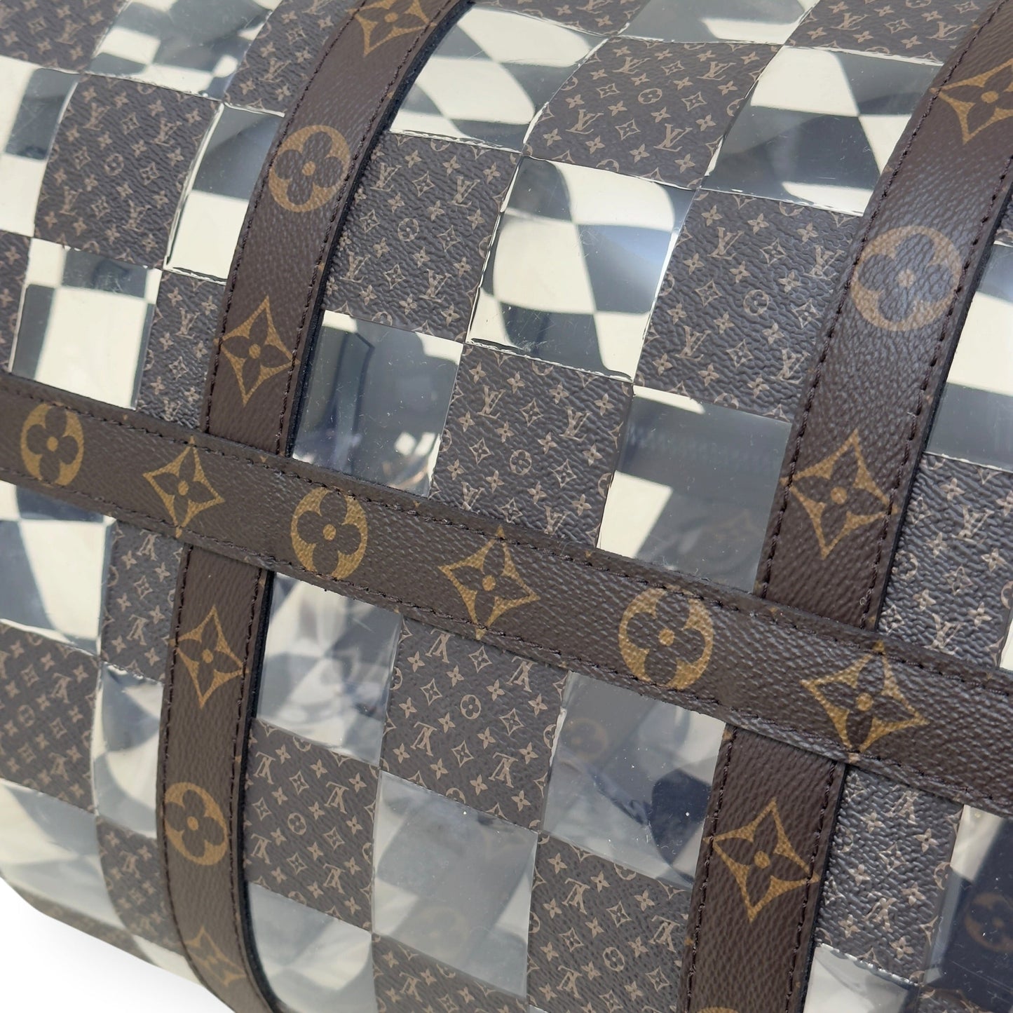 LOUIS VUITTON KEEPALL BANDOULIERE MONOGRAM CHESS DUFFLE BAG BROWN / CLEAR 50 | O/S, Brown