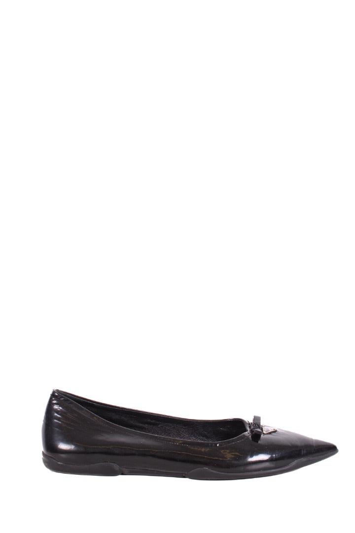 Prada Patent Flat Shoes Black 40.5 | O/S, Black