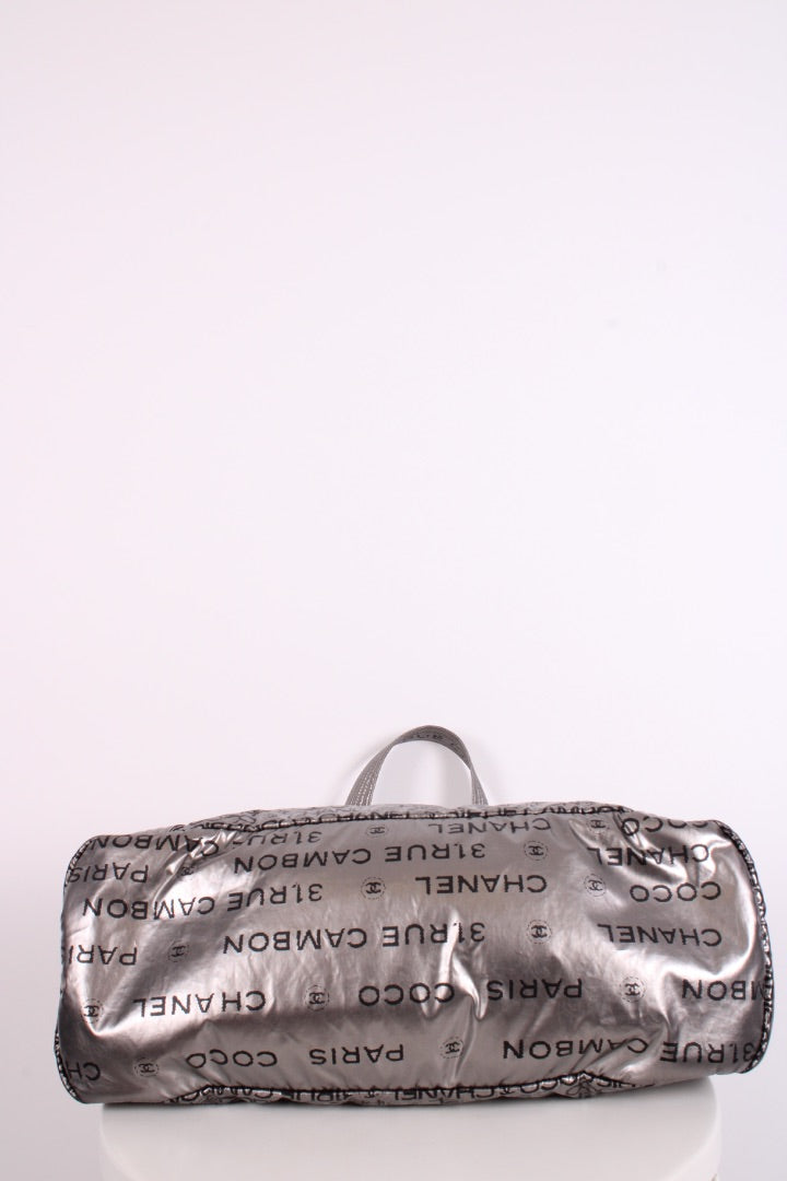 Chanel 31 Rue Cambon Tote Silver/ Black | O/S, Black