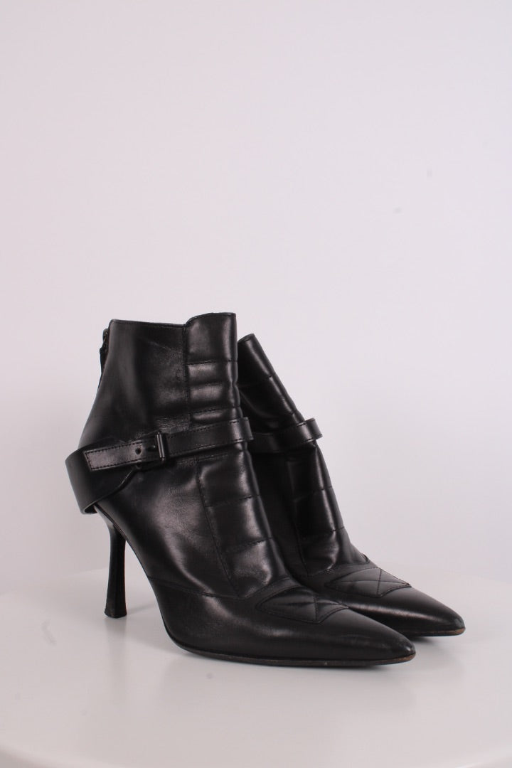 Gucci Ankle Boot Heels Black 5.5 | O/S, Black
