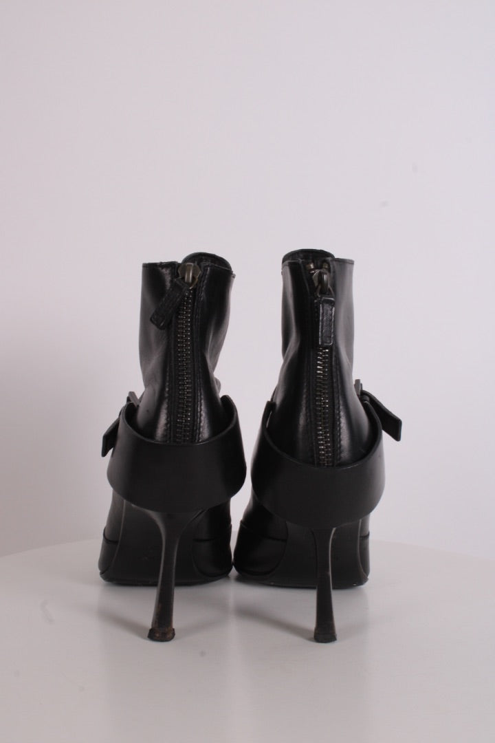 Gucci Ankle Boot Heels Black 5.5 | O/S, Black