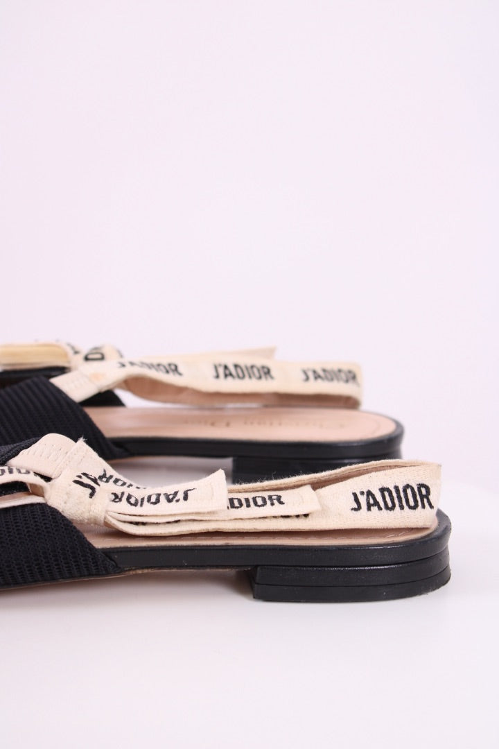 https://cdn.shopify.com/s/files/1/0770/3278/4192/files/IMG_8703_4b33b249-cd3c-4eb7-8a4a-893d48b7ed56.jpg?v=1778682777