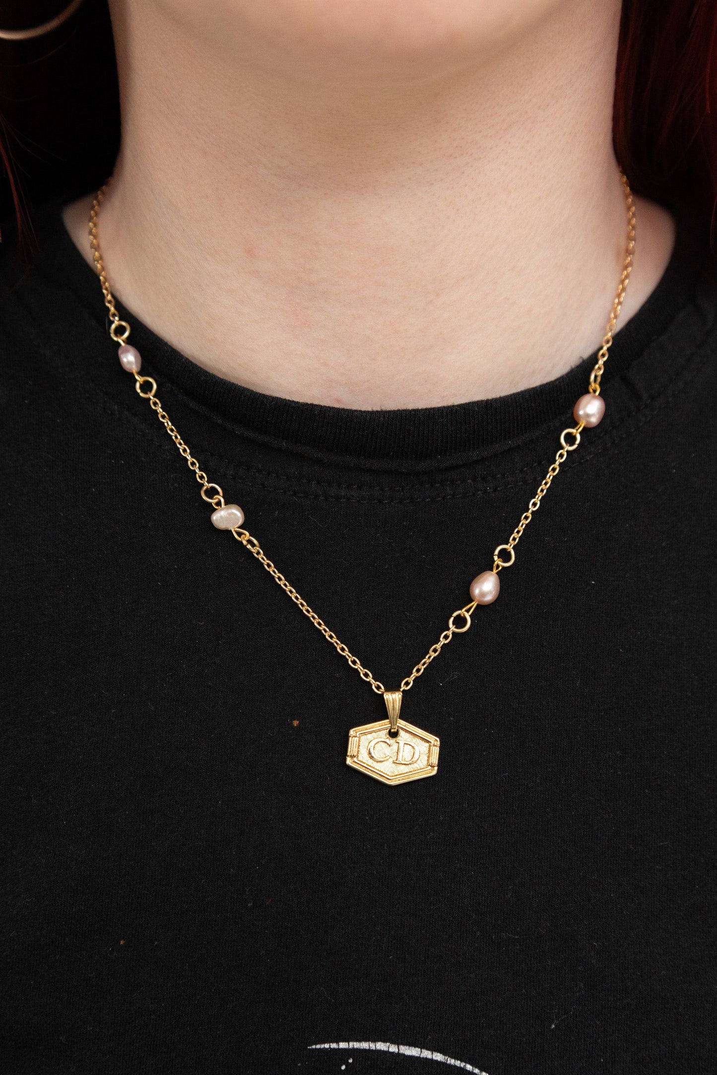 VT Rework : Christian Dior Hexagonal Gold Chain Curated Pearl Necklace