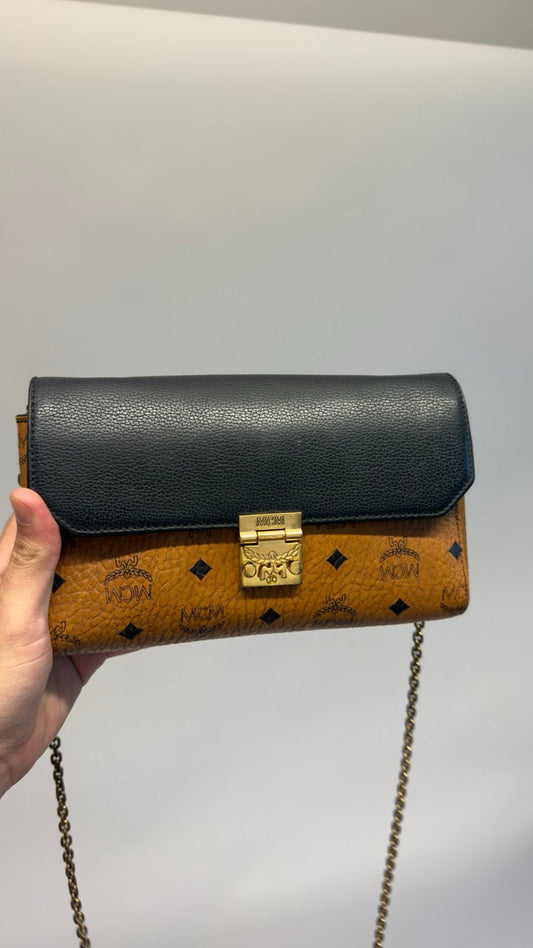 https://cdn.shopify.com/s/files/1/0564/9376/8855/files/IMG_8925Large.jpg?v=1781871630