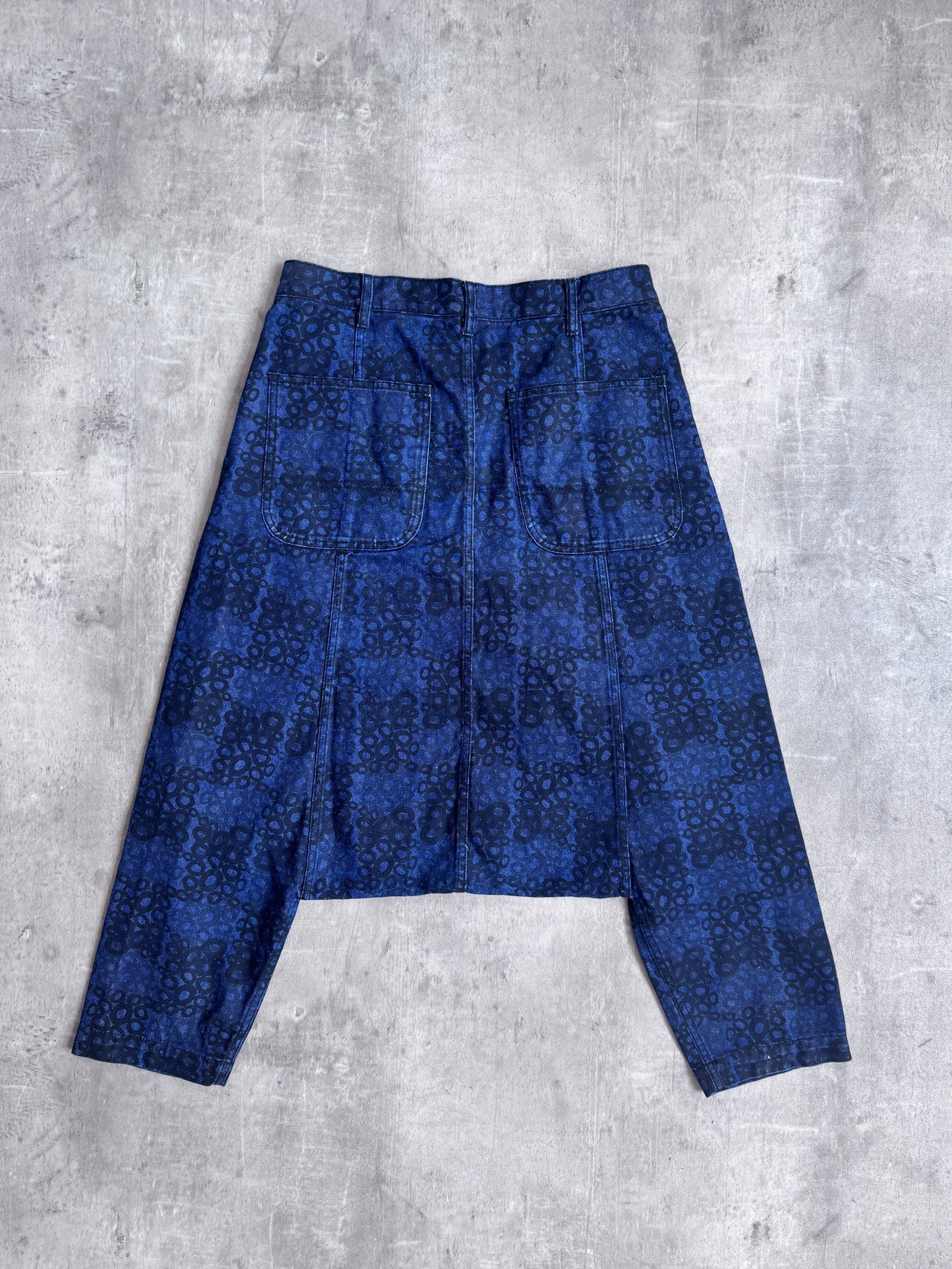 AD2009 Comme Des Garçons Repeat Circle Drop Crotch Jorts