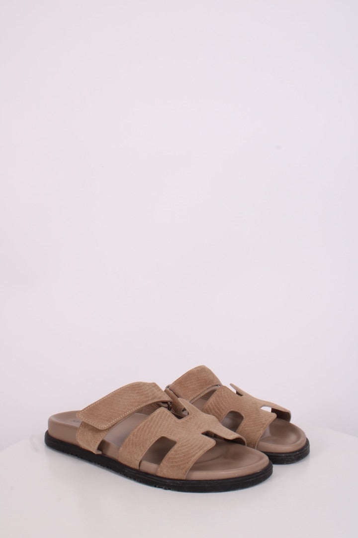 Hermes Chypre Suede Sandals Beige Sable 39 | O/S, Beige