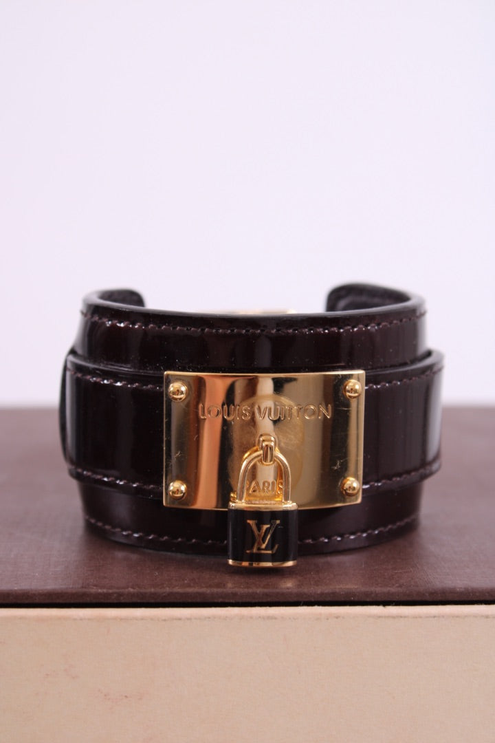 https://cdn.shopify.com/s/files/1/0770/3278/4192/files/IMG_8985_9f8a06b1-11c2-4de4-b1f2-654512e743e4.jpg?v=1778768541